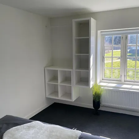 3 In Country * Helsinge