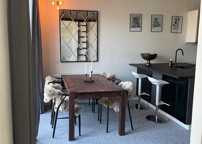 3 In Country Apartament